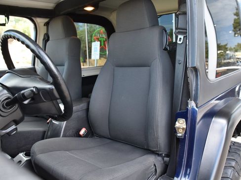 Used 2006 Jeep Wrangler X AWD/4WD image 17