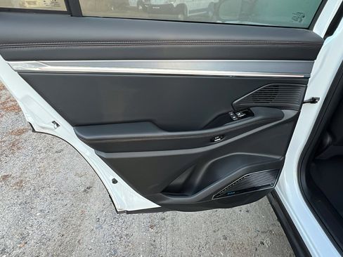 Used 2024 Jeep Wagoneer Launch Edition image 24