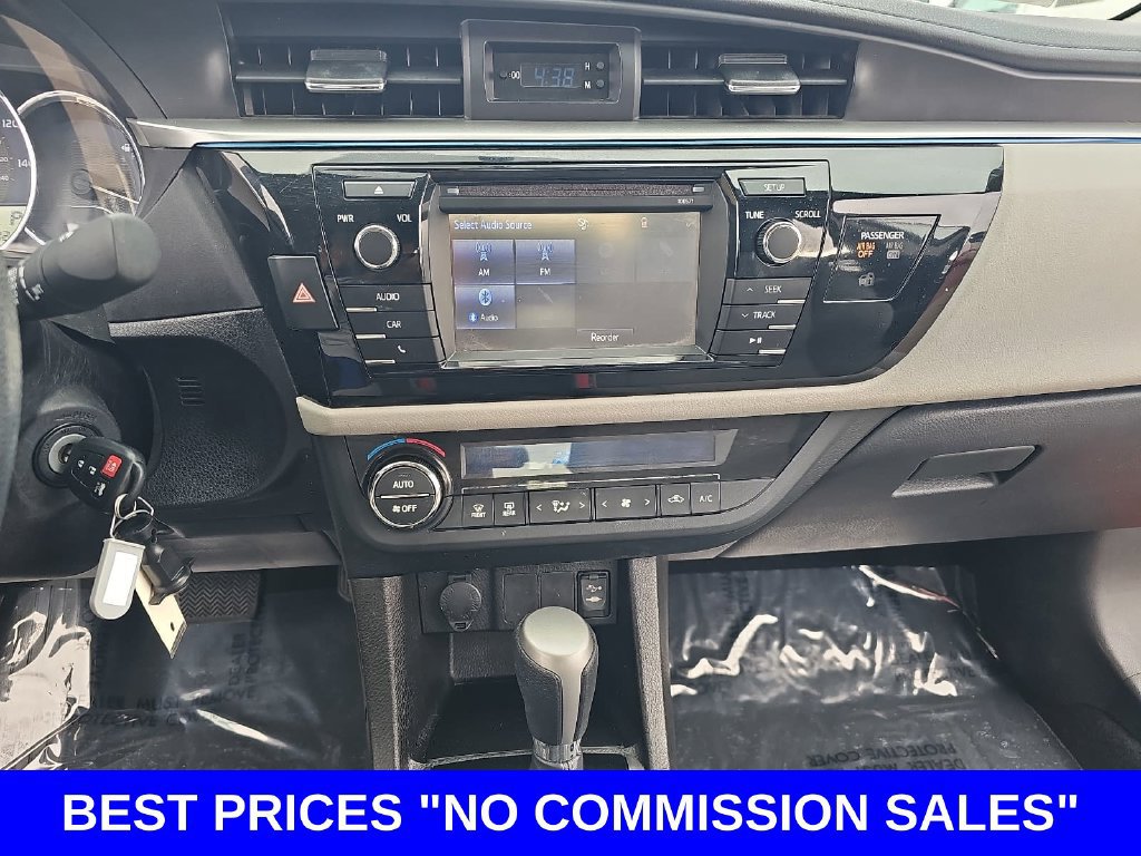 Used 2016 Toyota Corolla LE FWD image 19
