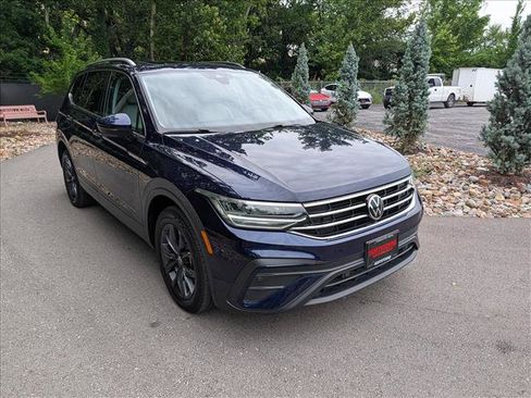 Certified 2023 Volkswagen Tiguan SE w/ Panoramic Sunroof Package FWD image 7