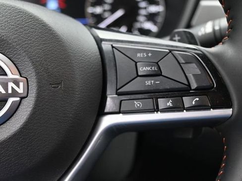 Used 2025 Nissan Altima 2.5 SR AWD/4WD image 21