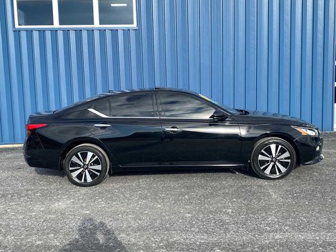 Used 2019 Nissan Altima 2.5 SV image 15