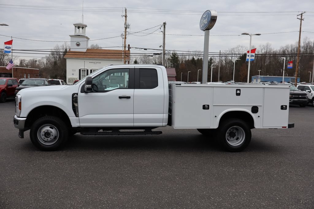 New 2026 Ford F350 XL w/ XL Chrome Package AWD/4WD image 15