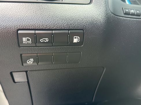 Used 2019 Lexus RX 450h AWD w/ Navigation Package image 13