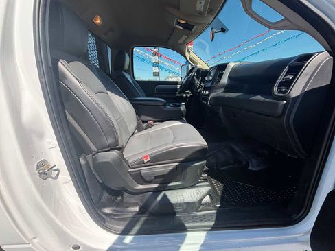 Used 2019 RAM 5500 Tradesman image 13