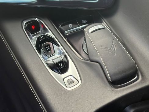 Used 2023 Chevrolet Corvette Z06 w/ Z07 Performance Package RWD image 17