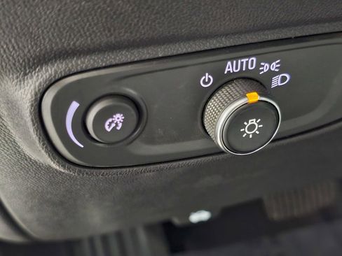 Used 2024 Chevrolet Equinox LS image 26