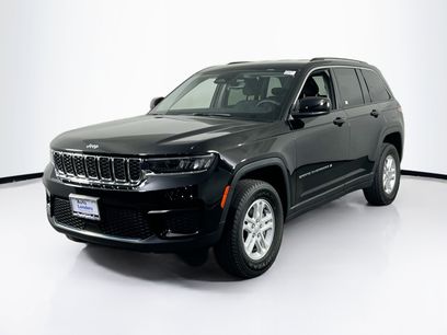 Used 2023 Jeep Grand Cherokee Laredo