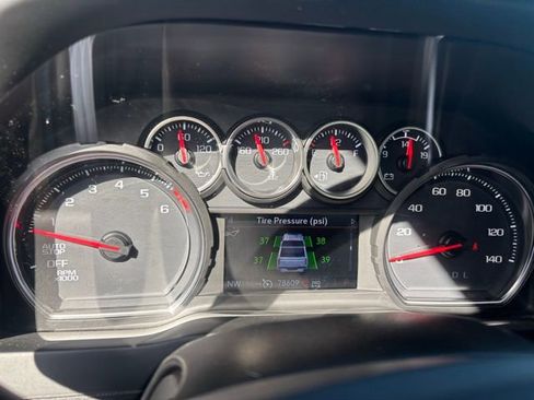 Used 2021 Chevrolet Silverado 1500 RST w/ Z71 Off-Road Package image 3