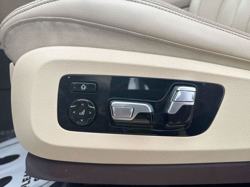 Used 2019 BMW X7 xDrive40i w/ Premium Package AWD/4WD image 4