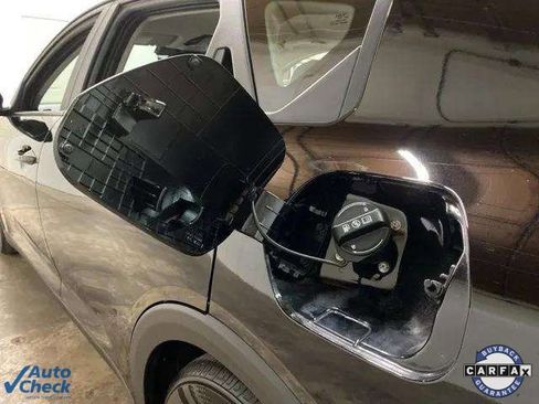 Used 2025 Kia K4 LX image 88