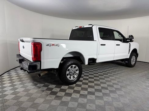 Used 2023 Ford F250 XLT w/ Snow Plow Prep Package image 8
