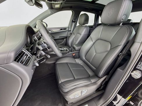 New 2026 Porsche Macan S image 5