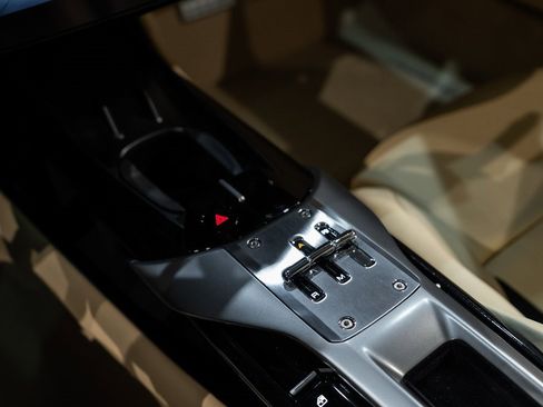 Used 2025 Ferrari 12Cilindri image 30