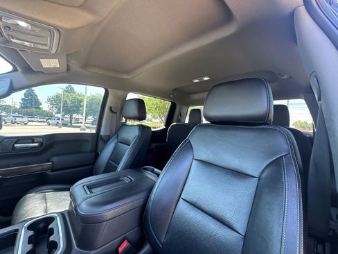 Used 2021 Chevrolet Silverado 1500 LT Trail Boss w/ Bed Protection Package AWD/4WD image 6
