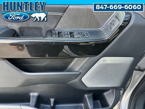 Used 2023 Ford F150 Lightning Platinum image 20