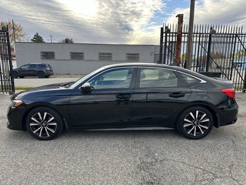 Used 2022 Honda Civic EX image 4