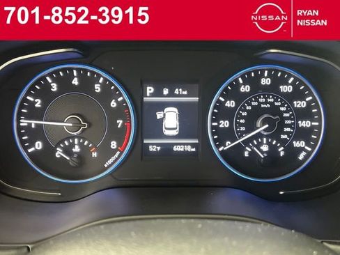 Used 2022 Hyundai Palisade SE image 3