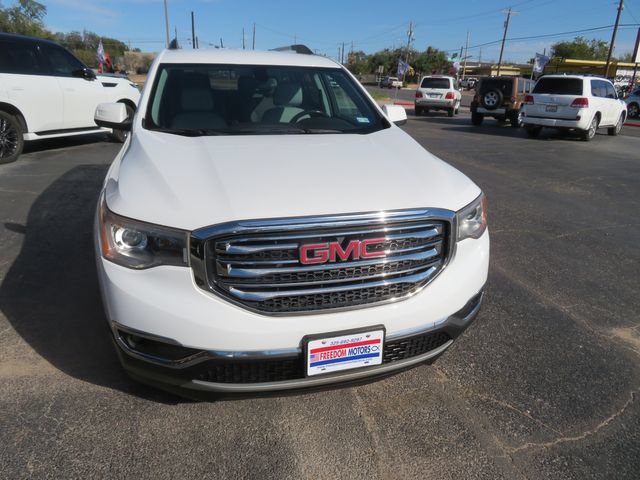 Used 2017 GMC Acadia SLT w/ LPO, Cargo Package FWD image 2