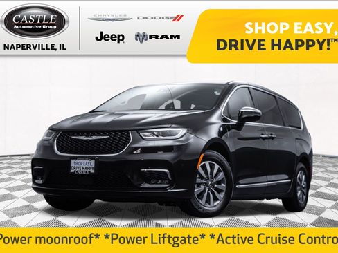 Used 2023 Chrysler Pacifica Limited FWD image 1