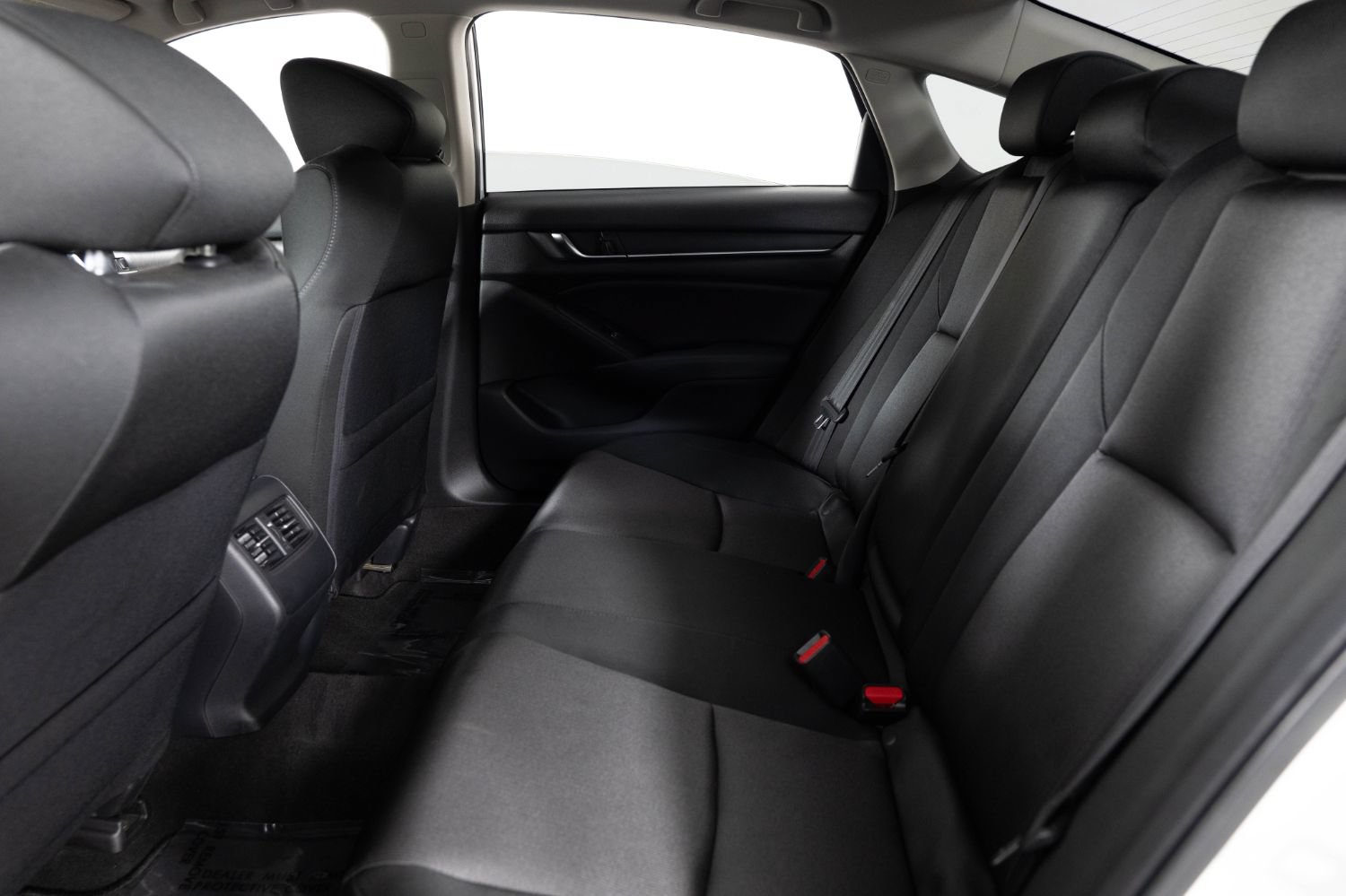 Used 2018 Honda Accord EX image 18