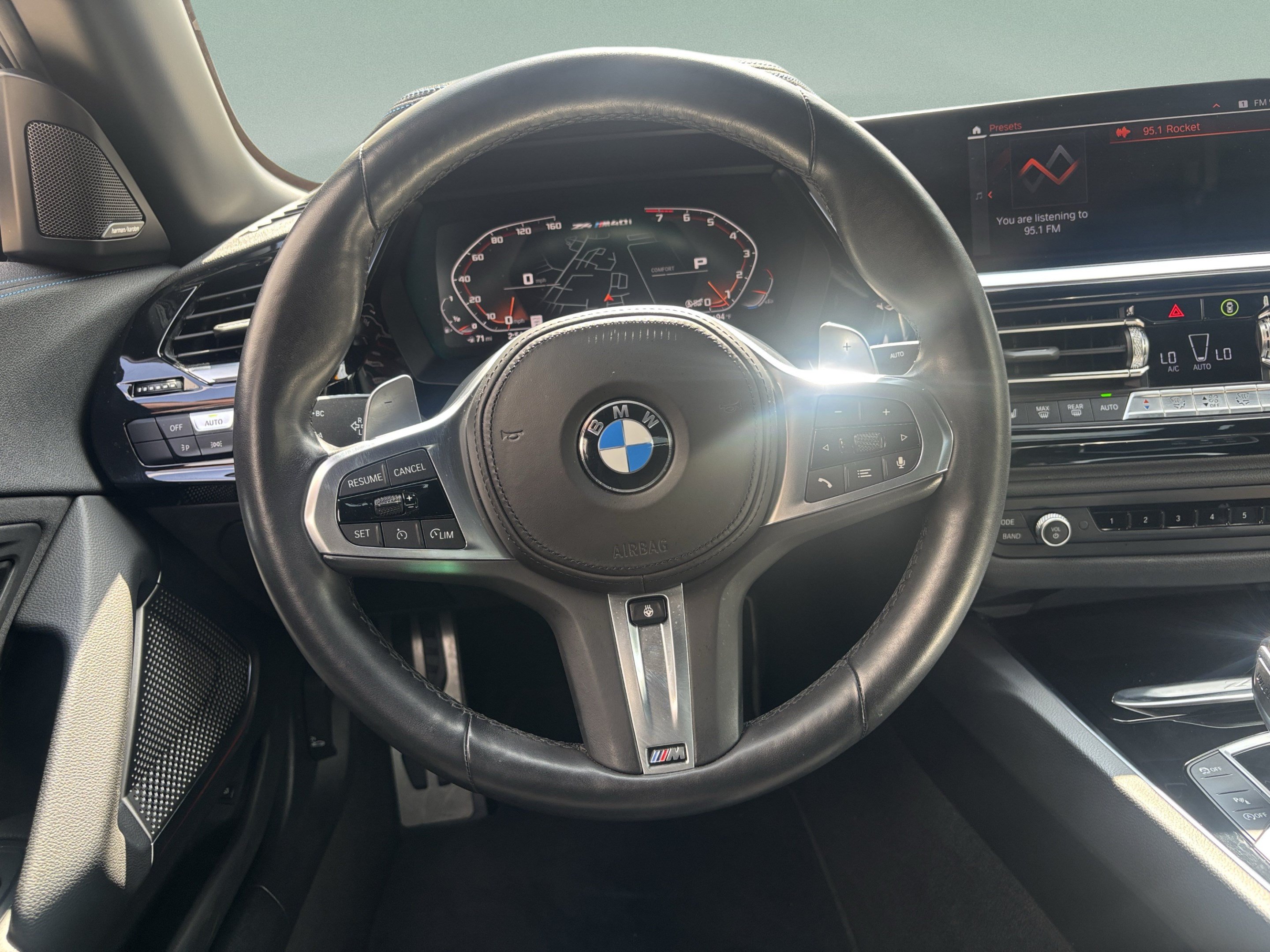 Used 2022 BMW Z4 M40i w/ Premium Package RWD image 10