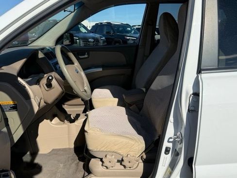 Used 2010 Kia Sportage LX AWD/4WD image 14