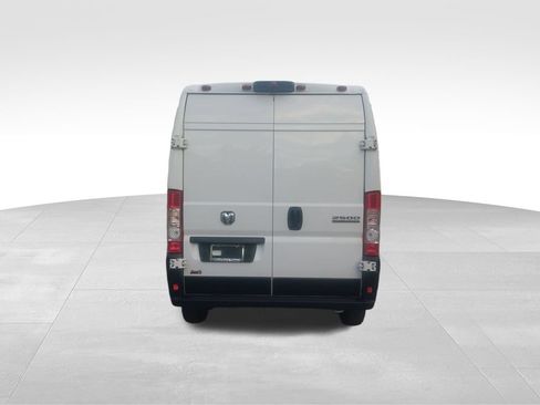 Used 2024 RAM ProMaster 2500 w/ Convenience Group FWD image 5