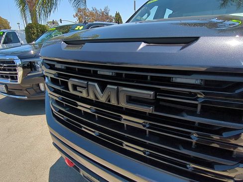 Used 2024 GMC Sierra 1500 Elevation w/ X31 Off-Road Package AWD/4WD image 30