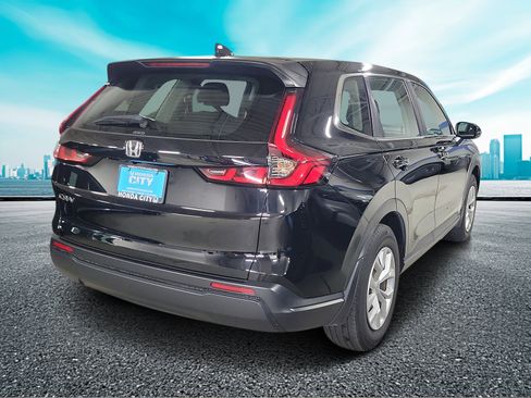 Used 2024 Honda CR-V LX image 4