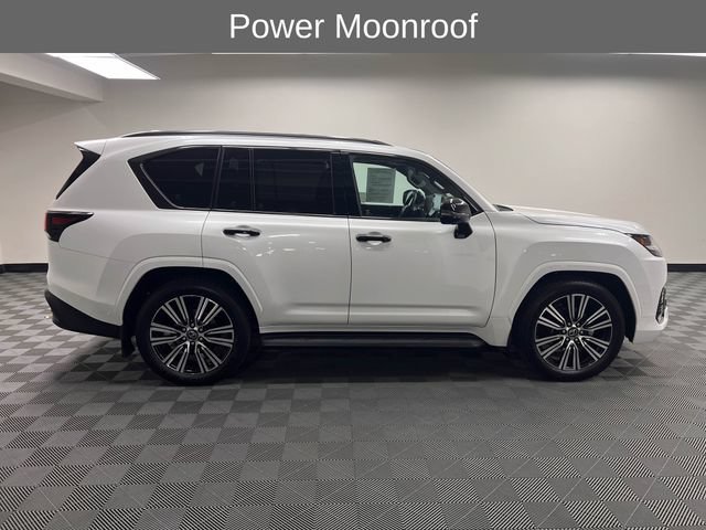 Certified 2026 Lexus LX 700h Luxury w/ Appearance Package AWD/4WD image 4