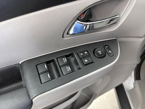 Used 2016 Honda Odyssey LX image 21