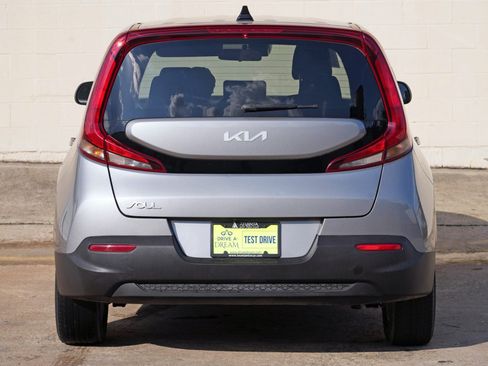 Used 2022 Kia Soul LX w/ Technology Package FWD image 43