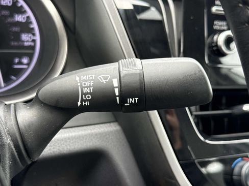 Used 2021 Toyota Camry SE image 17