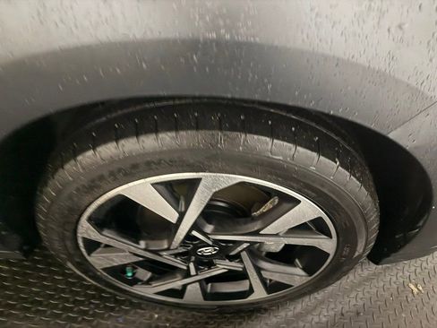 Certified 2023 Hyundai Kona Limited image 15