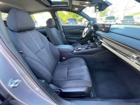 Certified 2025 Honda Accord Sport image 33