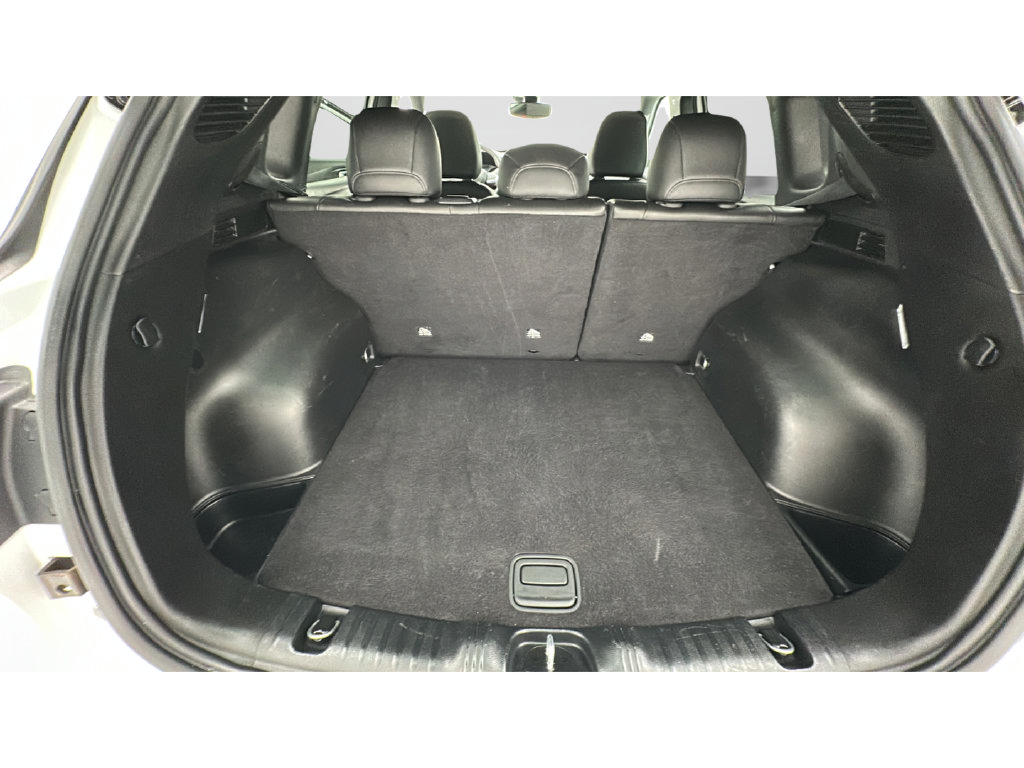 Used 2025 Jeep Compass Trailhawk AWD/4WD image 21
