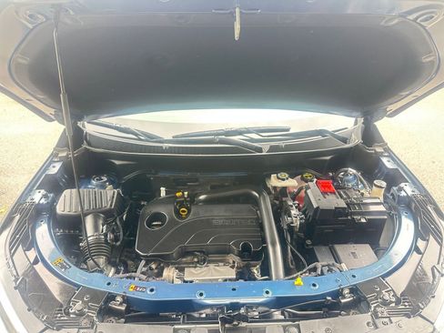 Used 2025 Chevrolet Equinox LT image 32