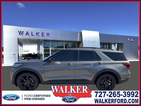 Certified 2022 Ford Explorer ST-Line w/ Class IV Trailer Tow Package image 1