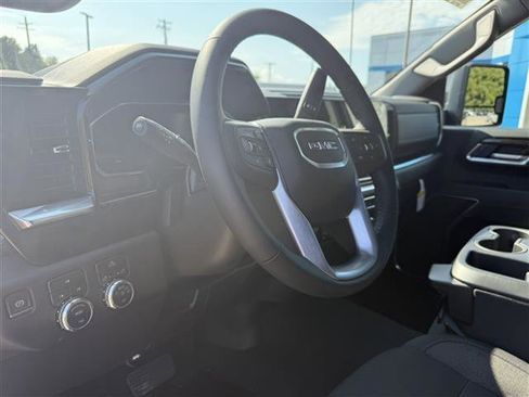 New 2026 GMC Sierra 2500 SLE w/ SLE Value Package; image 2