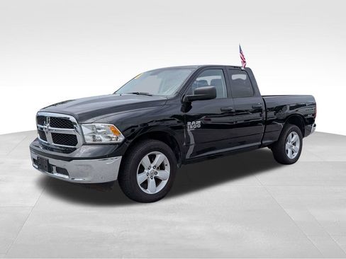 Used 2024 RAM 1500 Classic SLT AWD/4WD image 8