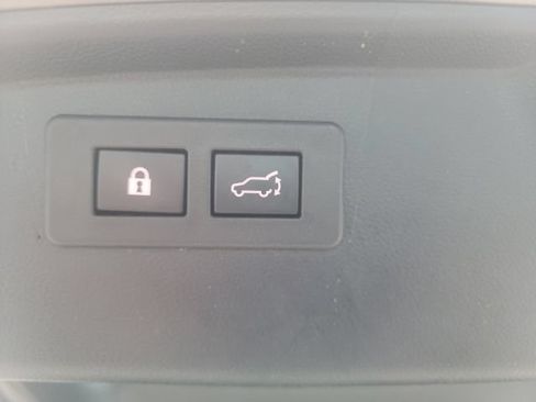 Used 2022 Subaru Outback Limited AWD/4WD image 11