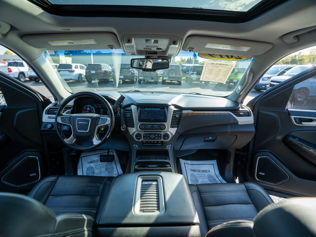 Used 2019 GMC Yukon XL Denali w/ Denali Ultimate Package AWD/4WD image 20