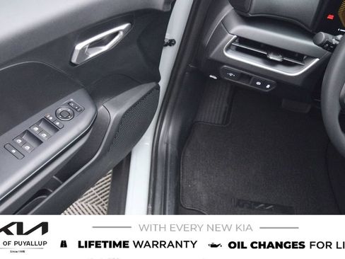New 2026 Kia K4 FWD image 28