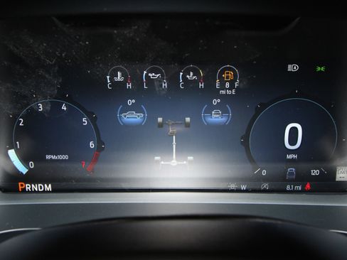 New 2025 Ford F150 XLT w/ Equipment Group 302A MID image 8