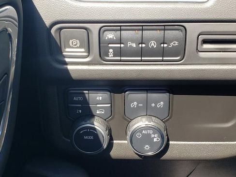 Used 2022 Chevrolet Tahoe LT AWD/4WD image 22