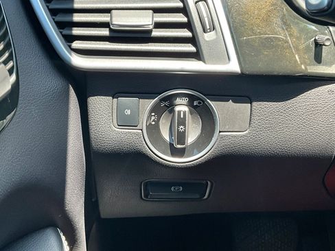 Used 2016 Mercedes-Benz GL 320 BlueTEC 4MATIC image 31