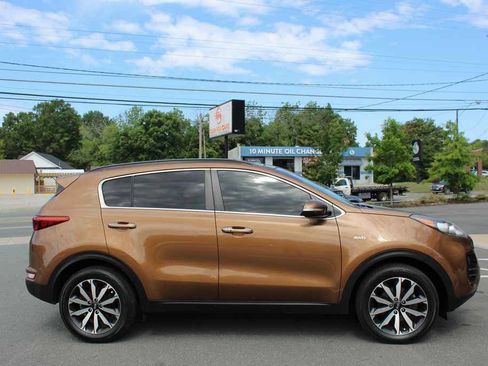 Used 2019 Kia Sportage EX w/ EX Premium Package AWD/4WD image 4