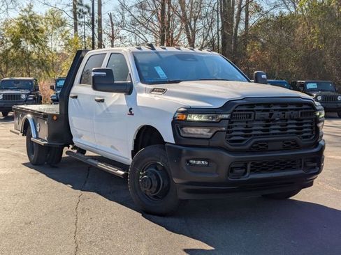 New 2026 RAM 3500 Tradesman image 2