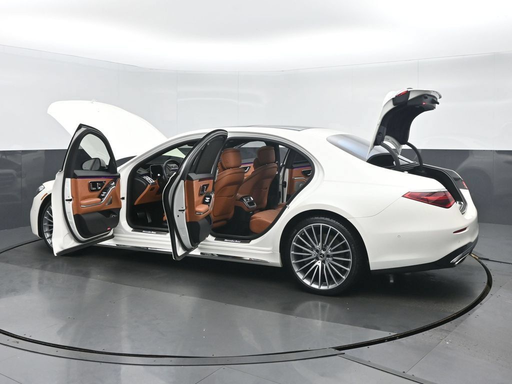 Used 2022 Mercedes-Benz S 580 4MATIC Sedan image 40
